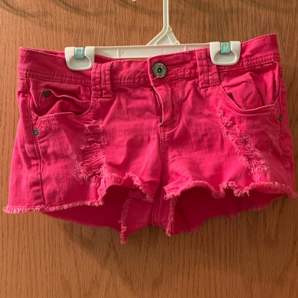 Pink Candies jean shorts. Size 3